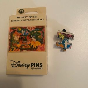 Animal Kingdom Puzzle Piece Pin - Mystery Pin Set December 2023